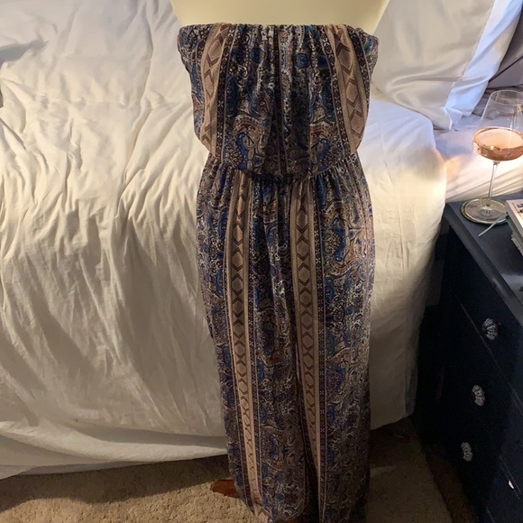 Jumpsuit - Picture 3 of 5